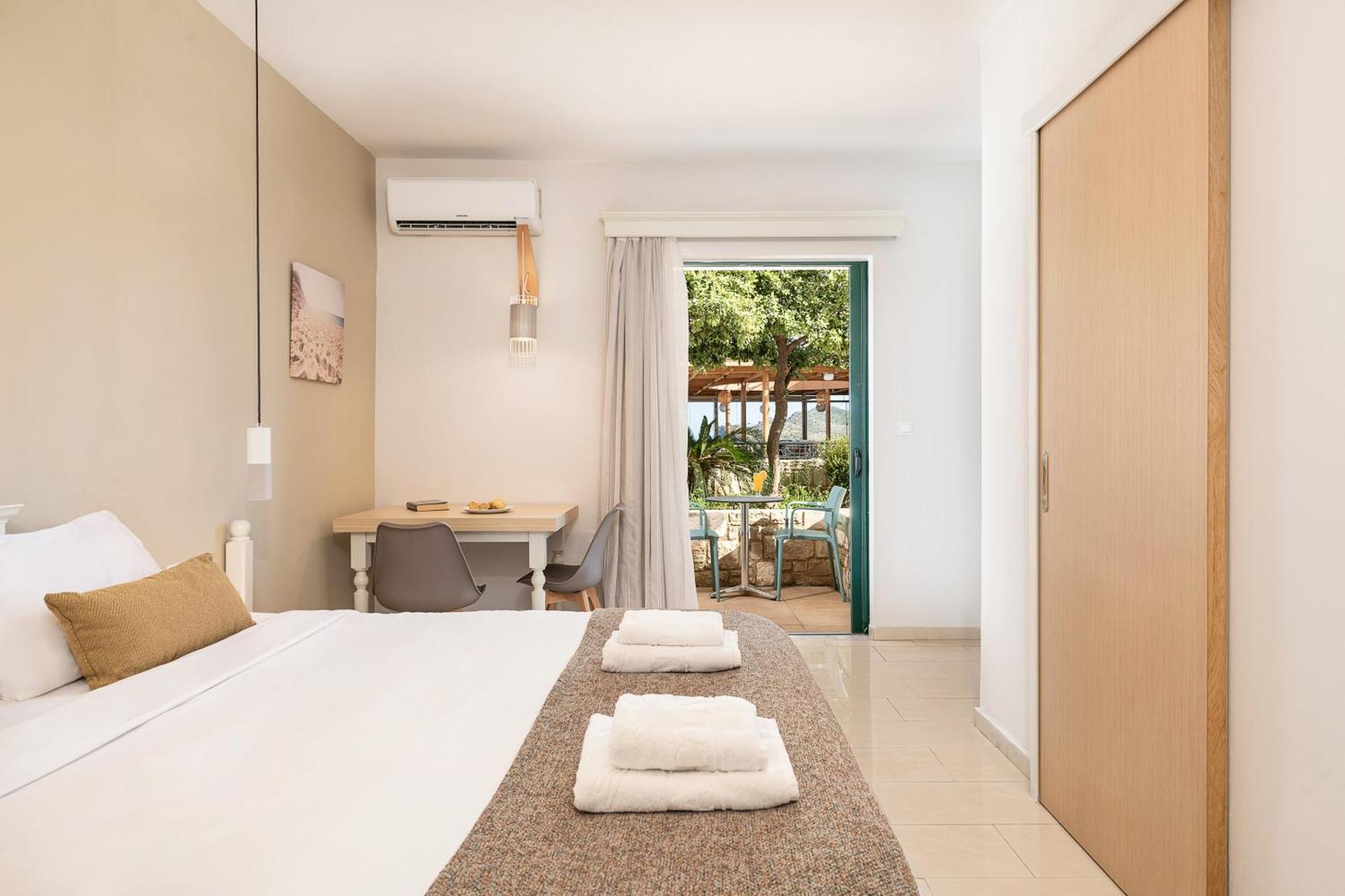 Caldera Village Agia Marina Quarto foto